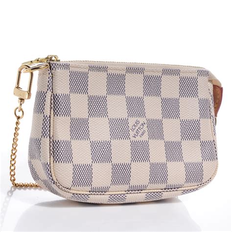 lv small pochette|lv mini pochette price.